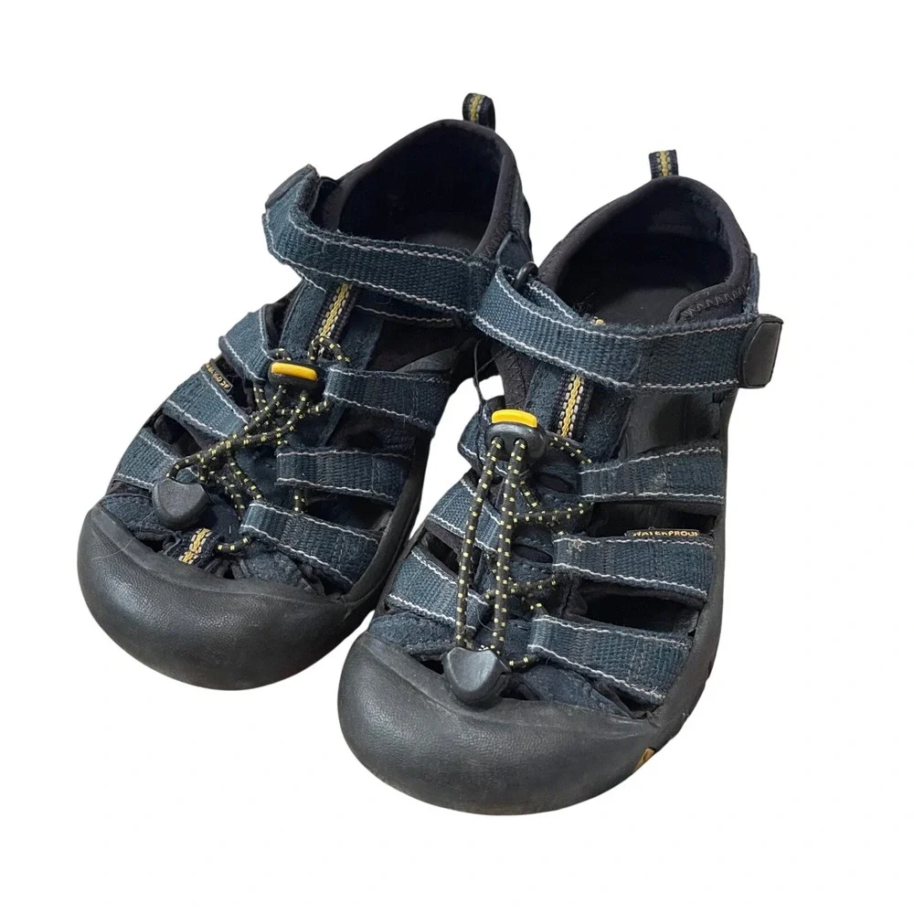 Keen Newport H2 Water Shoes navy blue Sandals Sport Youth Size 3 Hiking‎ Beach